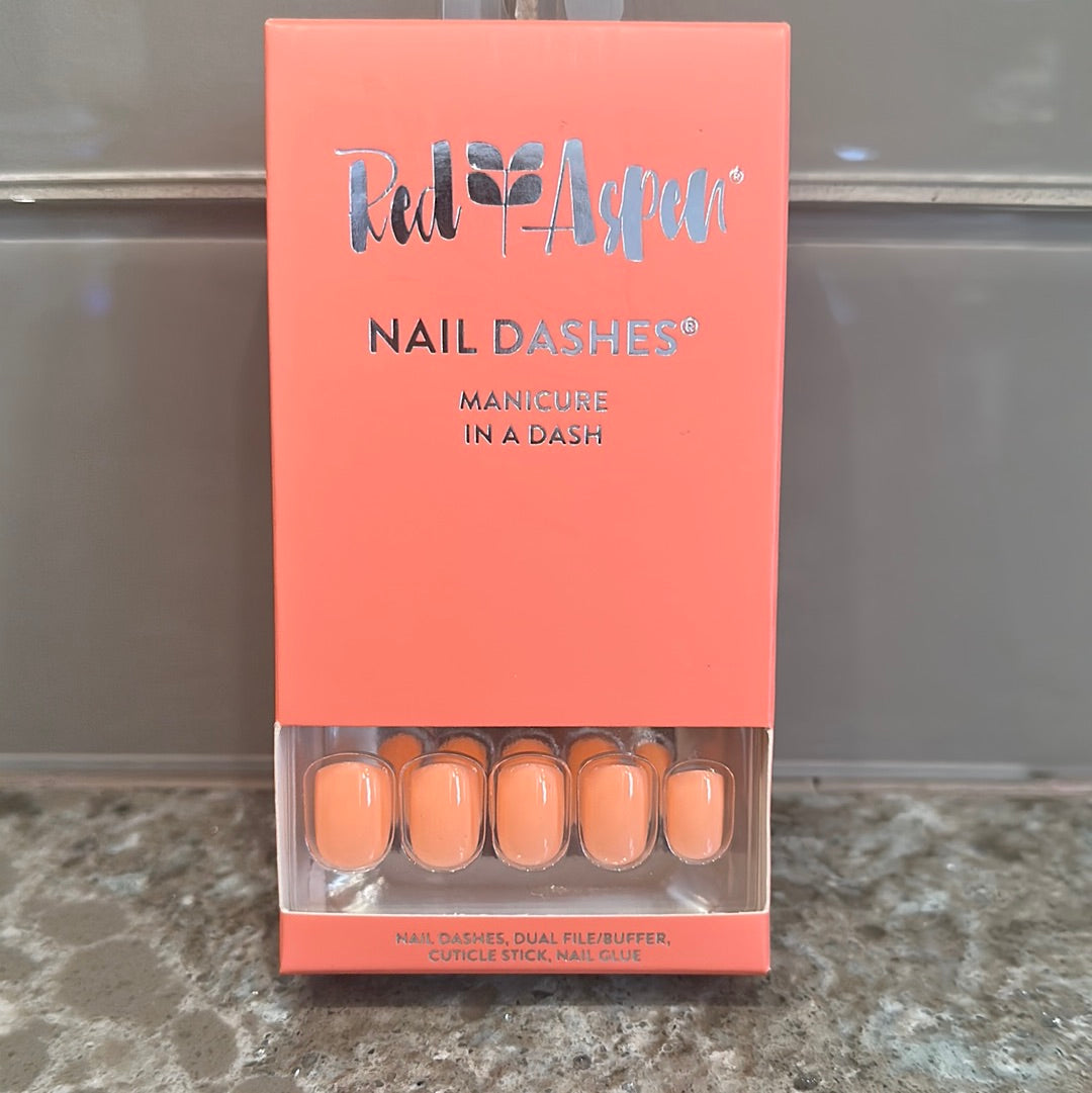 Kaitlyn's Living Coral Nail Dash Square