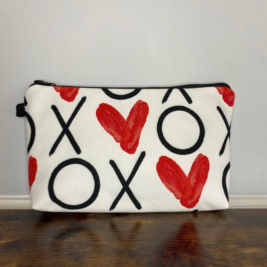 Pouch - XOXO White